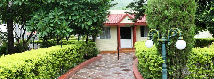1802/Leo Resort - Junagadh 03.jpg